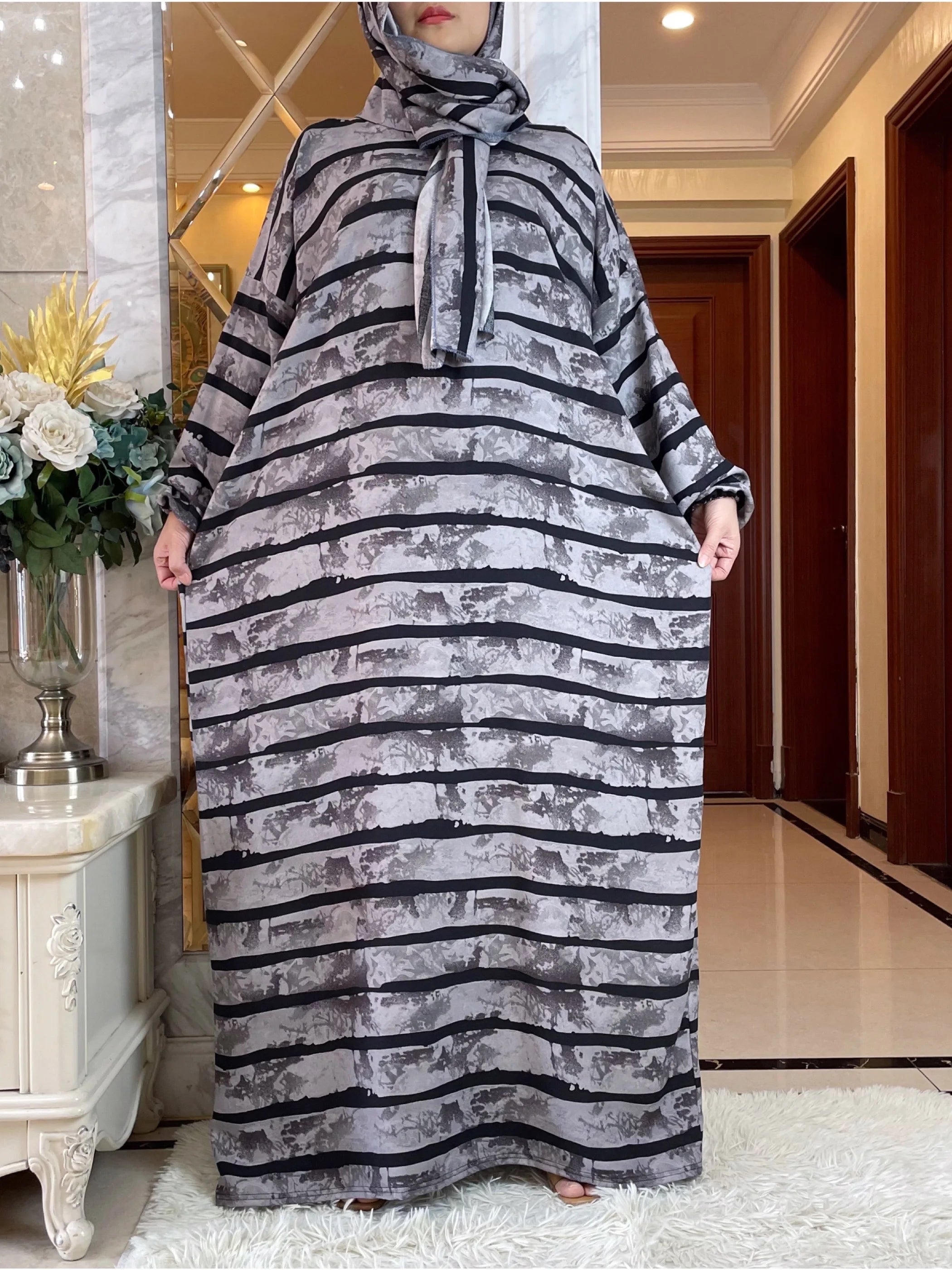 740261280-1